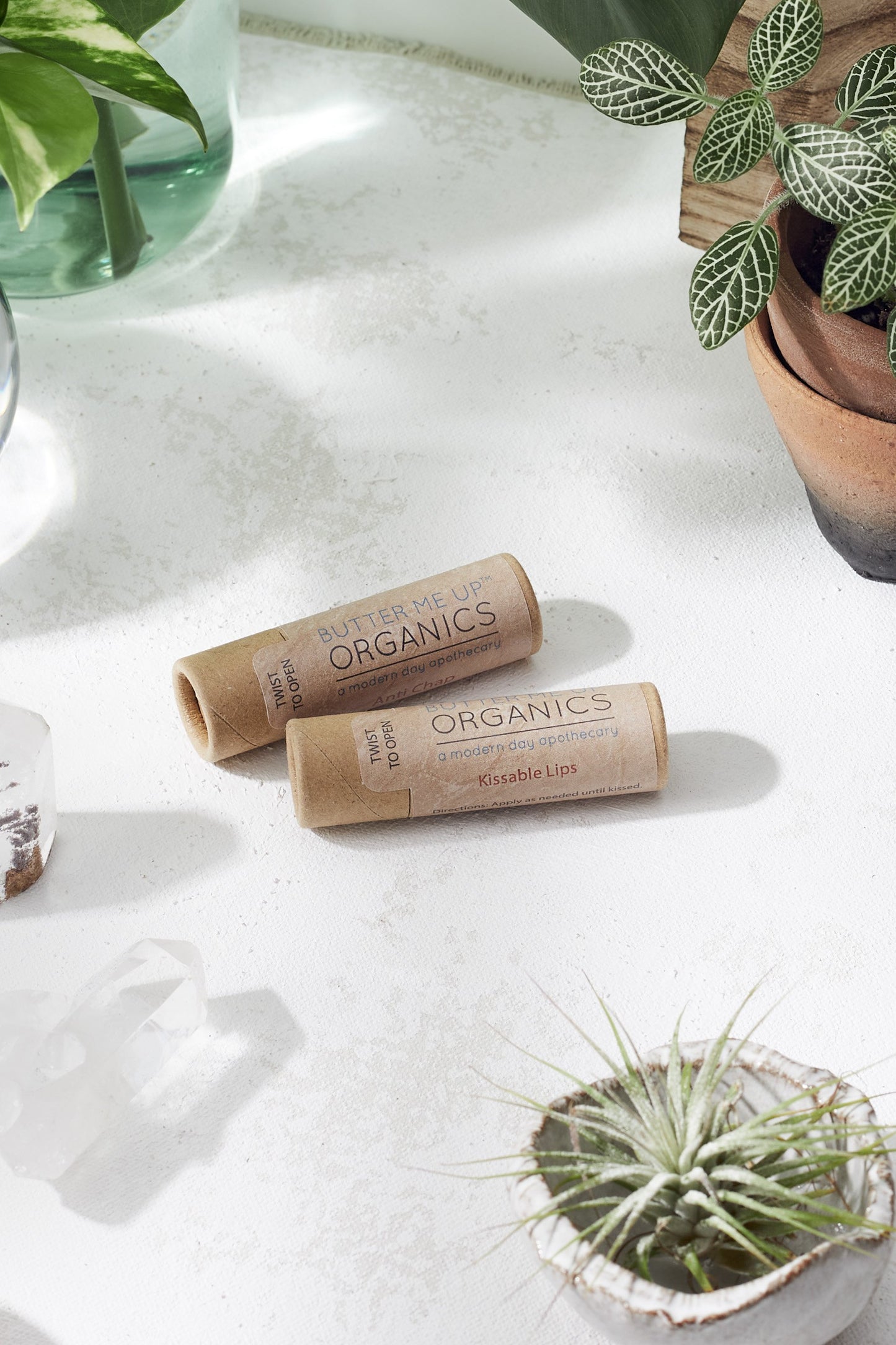 Kissable Lips / Chapstick Lip Balm / PAPERBOARD Tube - Leisure Life USA