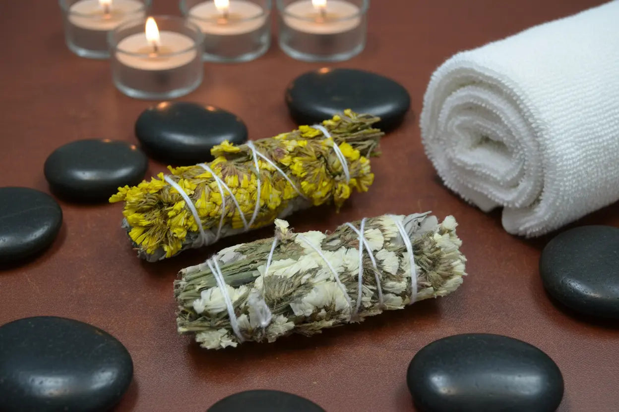 SoCal White + Yellow Sinuata Sage Smudge Bundle | Set of 2 Bundles Grey Aphrodite