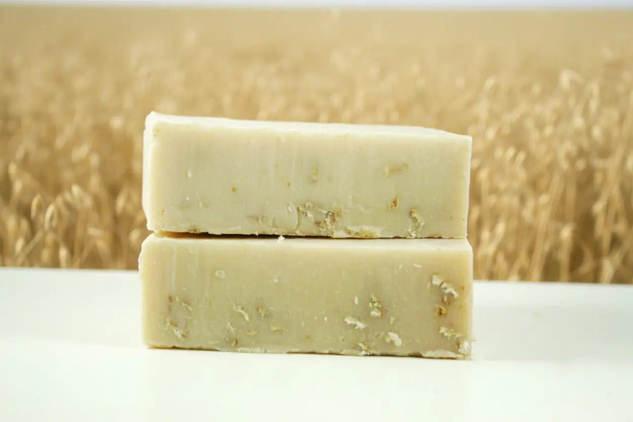 Oatmeal + Honey Facial Soap Bar Maroon Oliver