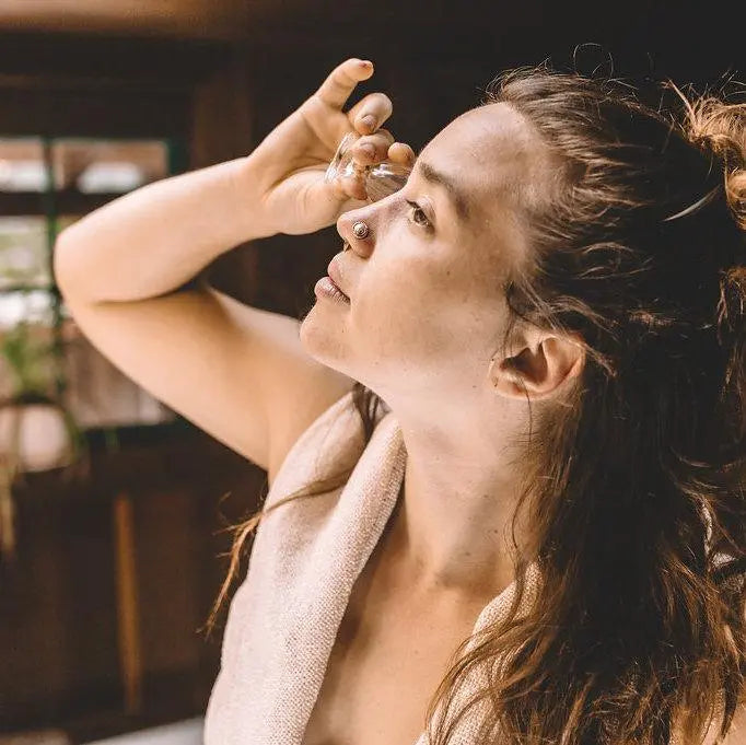 Eye Wash Ritual | Ayurvedic Eye Cleansing for Soothing & Hydrating - Leisure Life USA