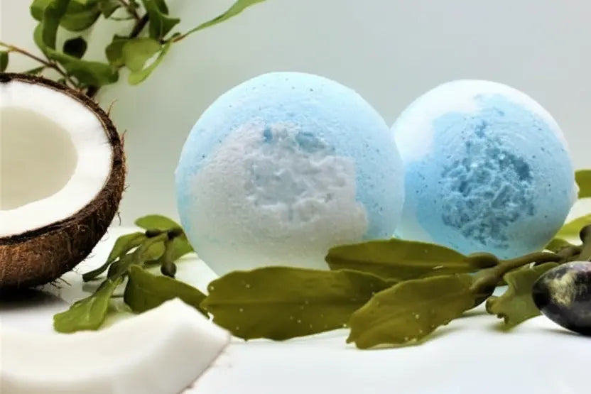 Scotland Highland Sea Kelp Bath Bomb | Single or Set of 2 Silver Polyxena